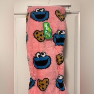 Sesame Street Pink Blanket with Cookie Monster and Cookies